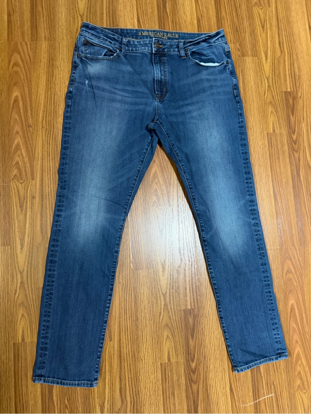 American Eagle AirFlex+ 4 Slim Fit Medium Wash Straight Leg Jeans 36x32 - Picture 2 of 7